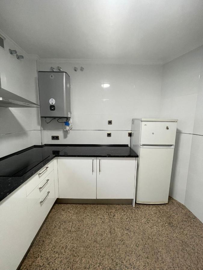מאלגה Encantadora Habitacion Privada Cerca Del Mar מראה חיצוני תמונה